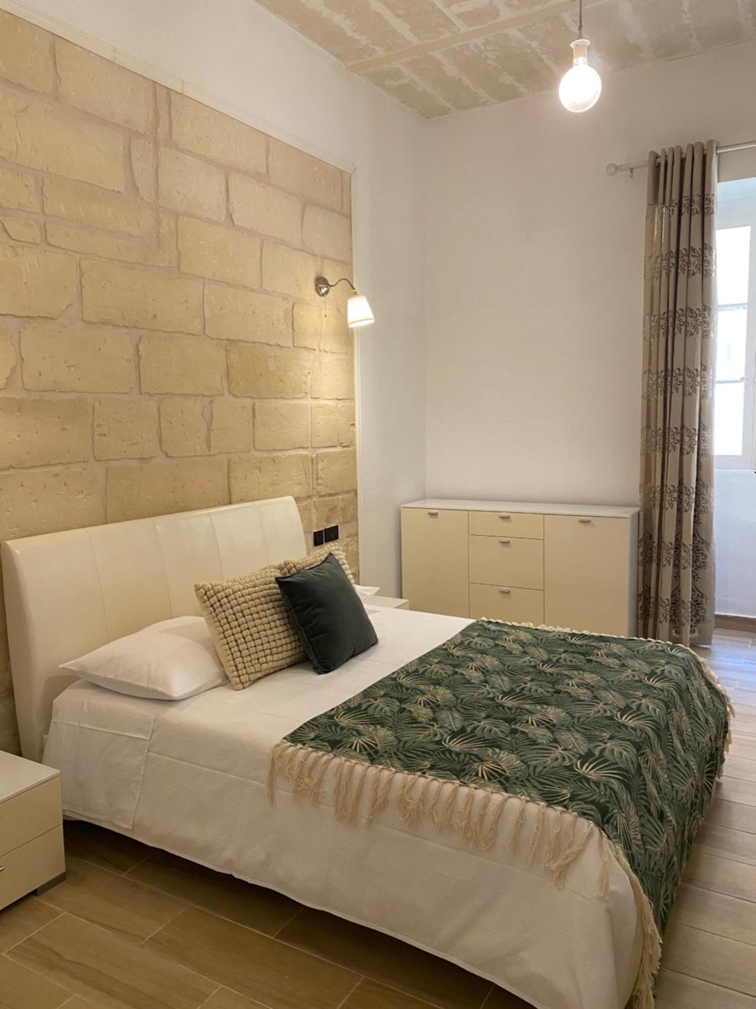 Stylish Typical Maltese Getaway Close To The Sea Sliema Exterior foto